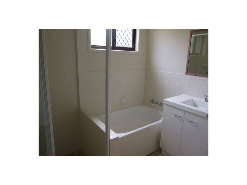 33 Cummin Street, Wishart QLD 4122