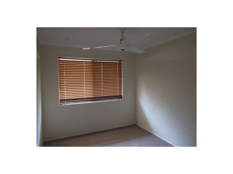 33 Cummin Street, Wishart QLD 4122