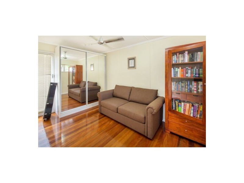 33 Dowrie Street, Upper Mount Gravatt QLD 4122