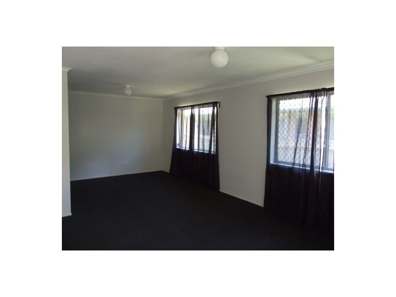 75 London Street, Eight Mile Plains QLD 4113