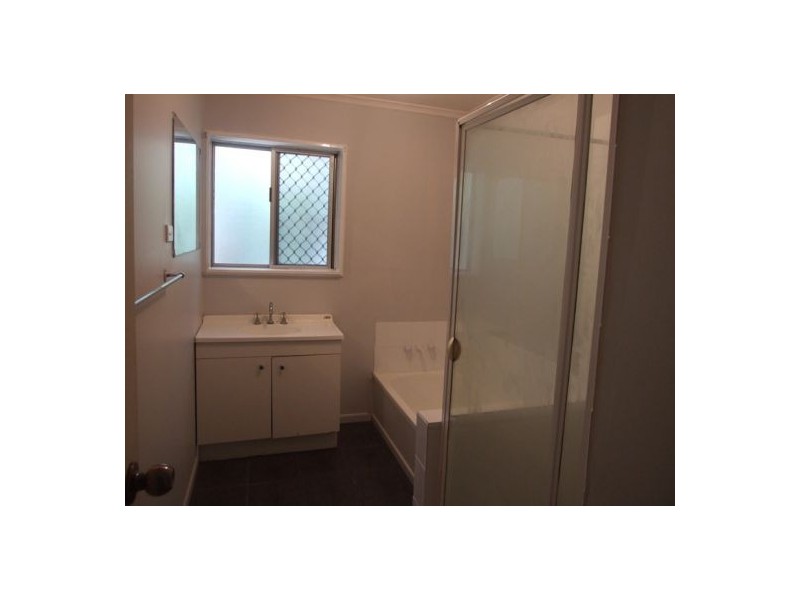 75 London Street, Eight Mile Plains QLD 4113