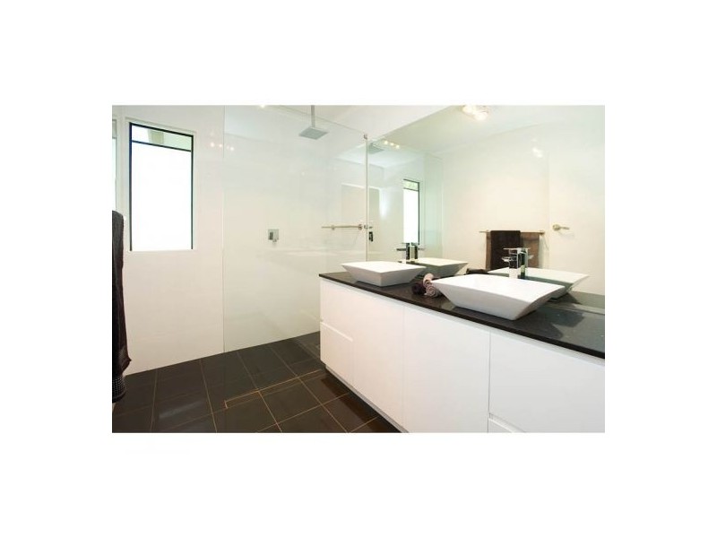 36 Belcaro Street, Upper Mount Gravatt QLD 4122