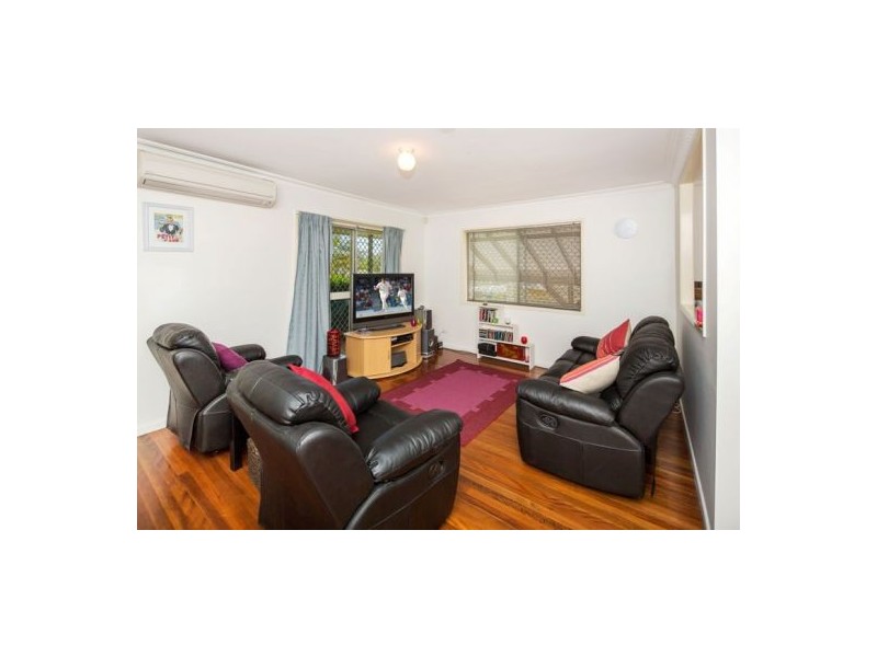 50 Dunstable St, Macgregor QLD 4109