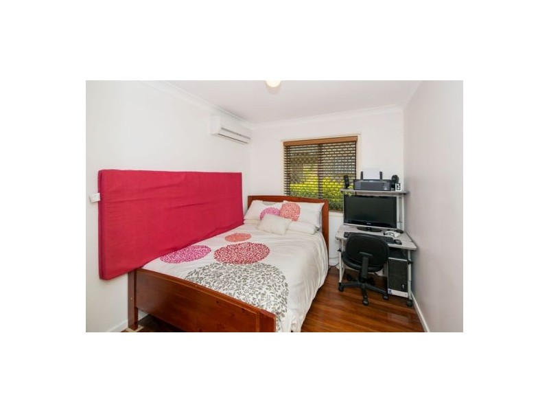 50 Dunstable St, Macgregor QLD 4109