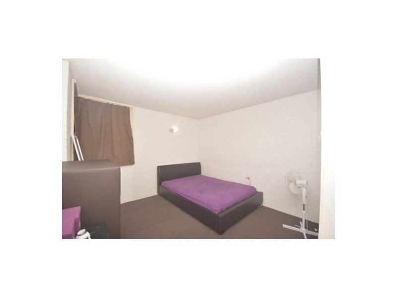 3/124 Sir Fred Schonell Drive, St Lucia QLD 4067