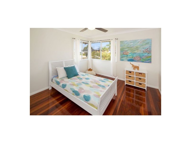 31 Wemvern Street, Upper Mount Gravatt QLD 4122