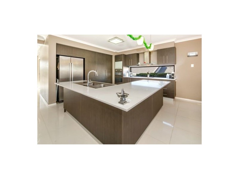 296 Ham Road, Wishart QLD 4122