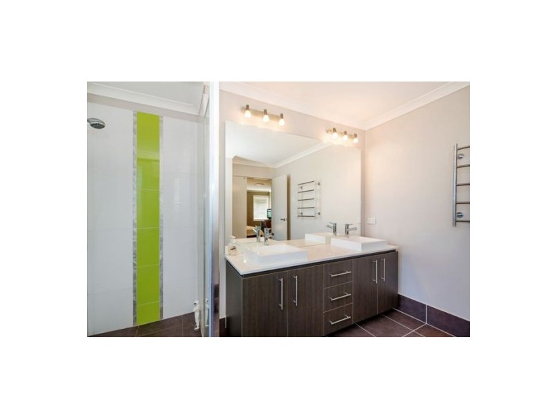 296 Ham Road, Wishart QLD 4122