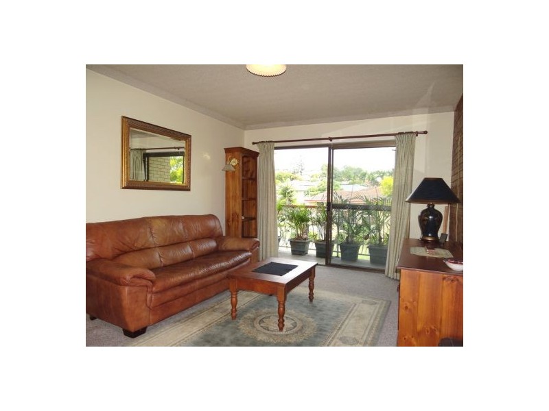 2/2 Raintree St, Mansfield QLD 4122