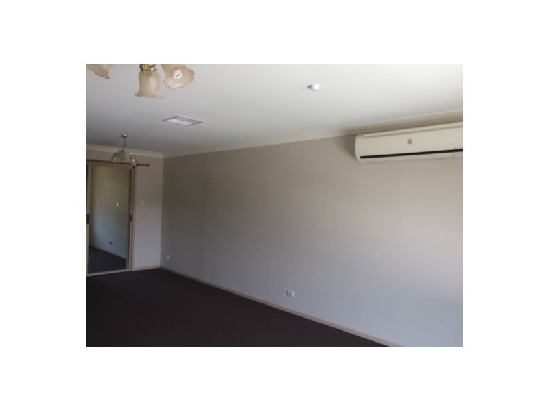 126 Golda Avenue, Salisbury QLD 4107