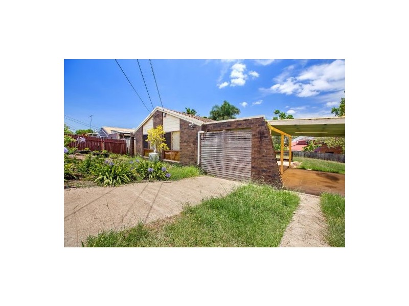 9 Knightsbridge Crescent, Rochedale South QLD 4123