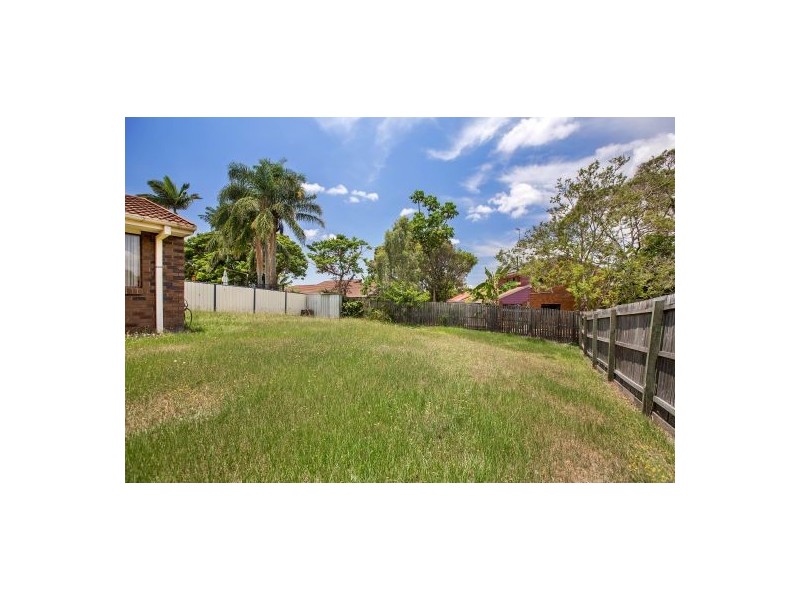 9 Knightsbridge Crescent, Rochedale South QLD 4123