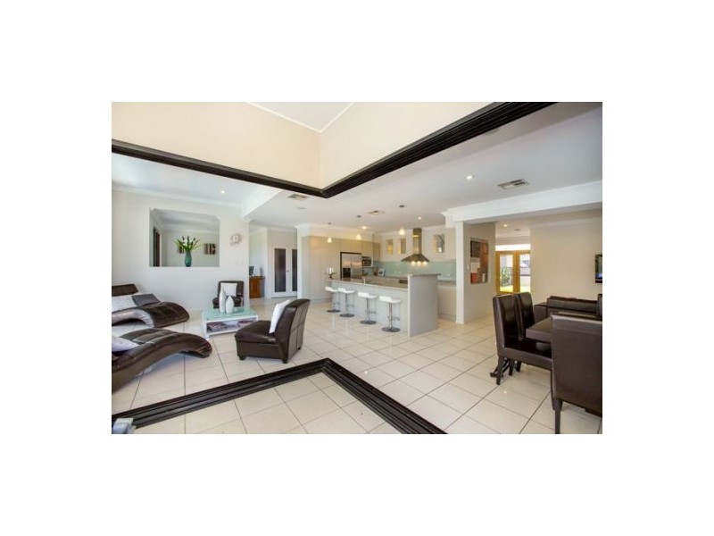 69 Craig Street, Wishart QLD 4122