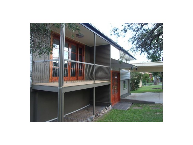 16 Peterglen Street, Wishart QLD 4122