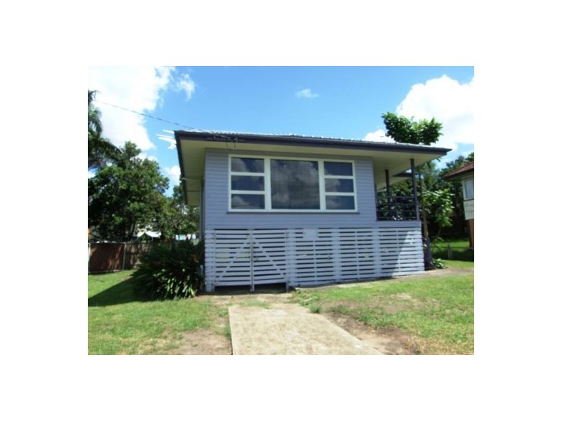 142 Mt Gravatt Capalaba Rd, Upper Mount Gravatt QLD 4122