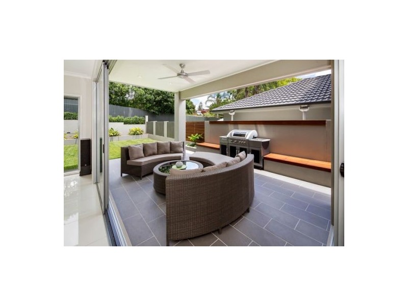 107 Wanda Road, Upper Mount Gravatt QLD 4122