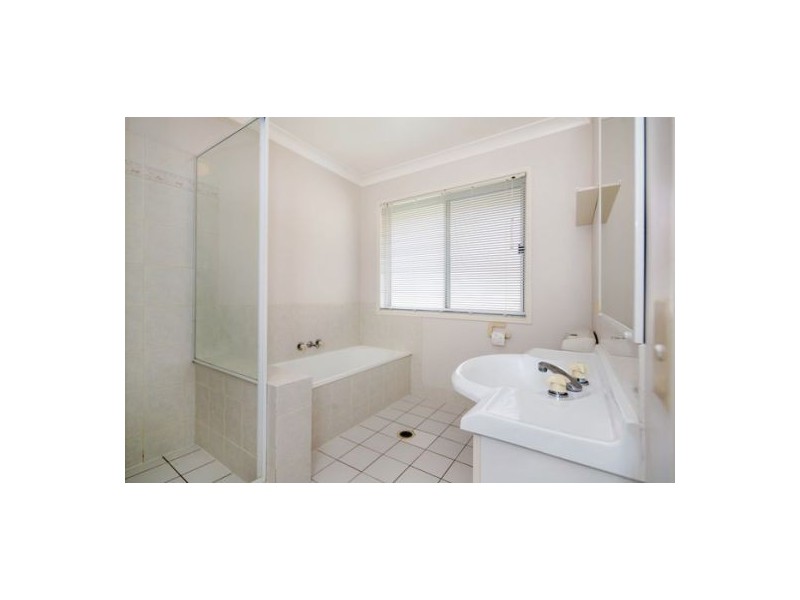 23/30 Lindeman Pl, Eight Mile Plains QLD 4113