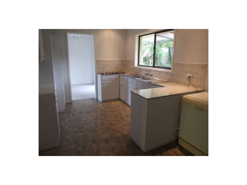 5 Vienna Place, Wishart QLD 4122