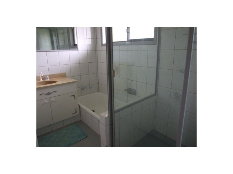 5 Vienna Place, Wishart QLD 4122