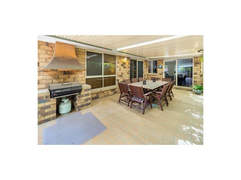 126 Greenwood Street, Wishart QLD 4122