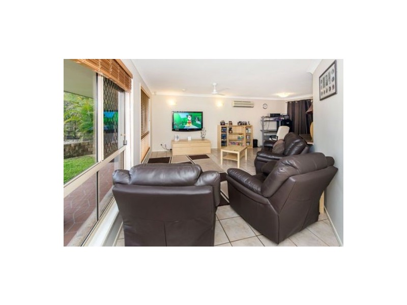 126 Greenwood Street, Wishart QLD 4122