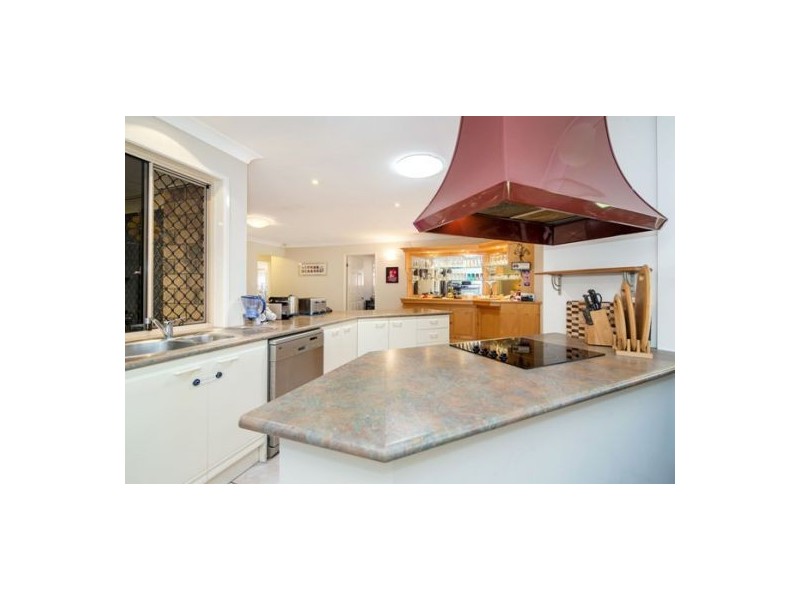 126 Greenwood Street, Wishart QLD 4122