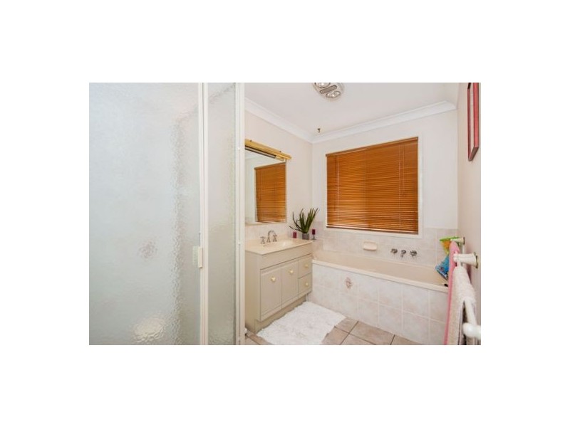 126 Greenwood Street, Wishart QLD 4122