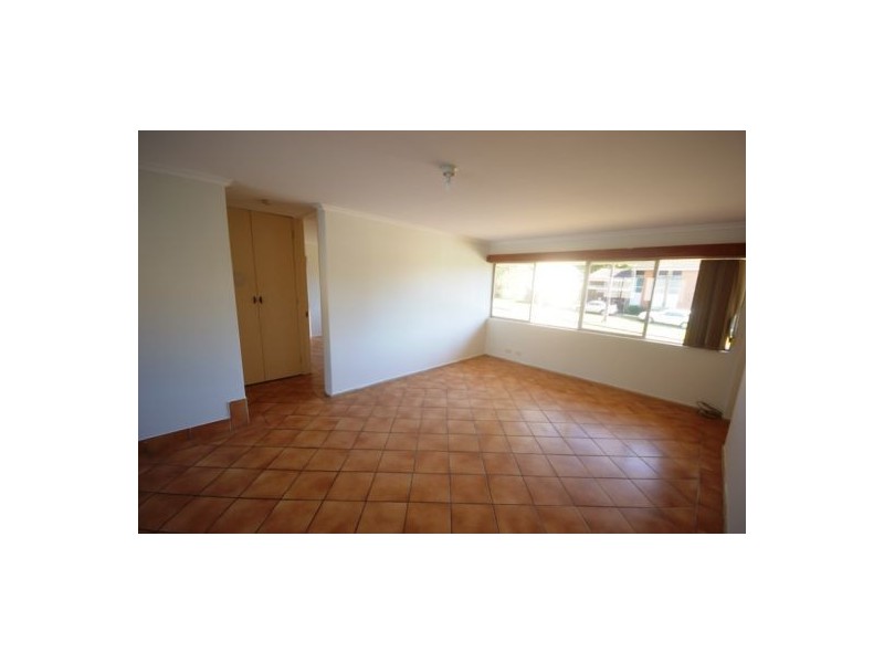 8/183 Nursery Road, Holland Park West QLD 4121