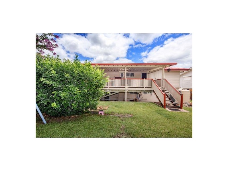 6 Panama Street, Wishart QLD 4122