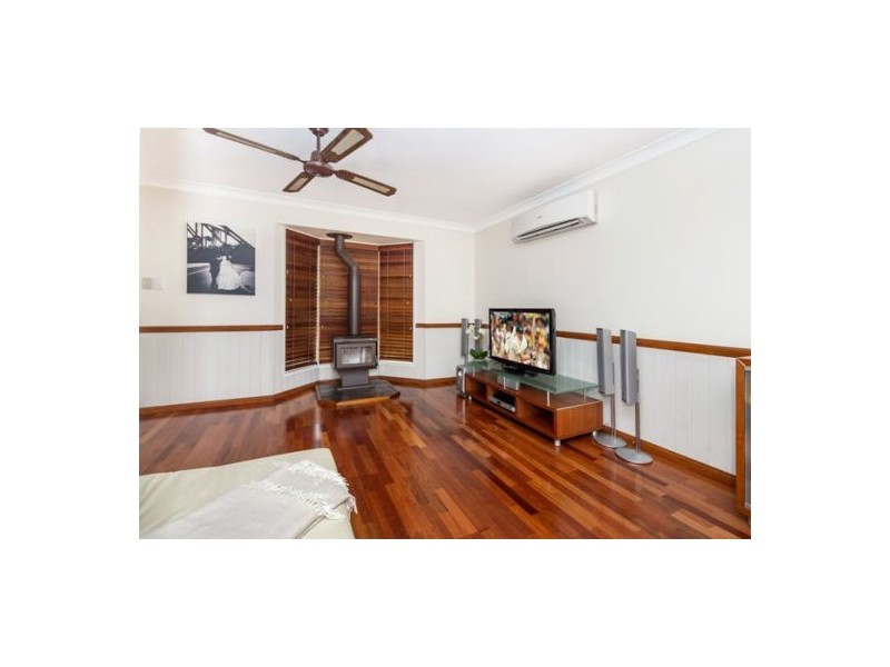 14 Andree Place, Wishart QLD 4122