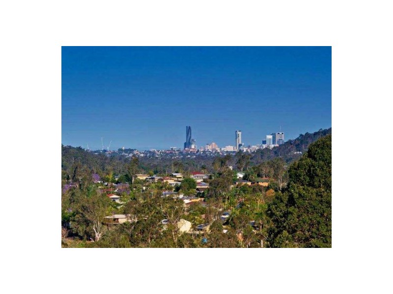 33 Tullira St, The Gap QLD 4061