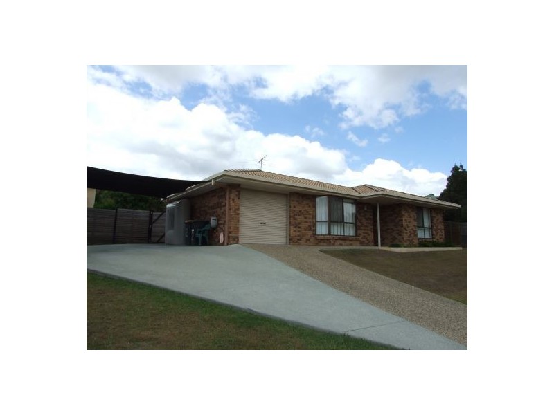 2/22 Greenland Street, Wishart QLD 4122