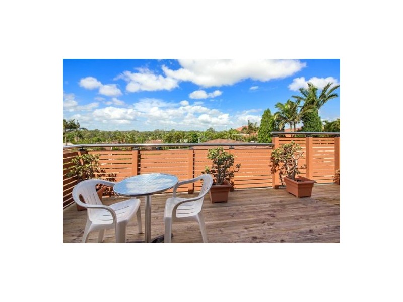 12 Harvey Place, Wishart QLD 4122