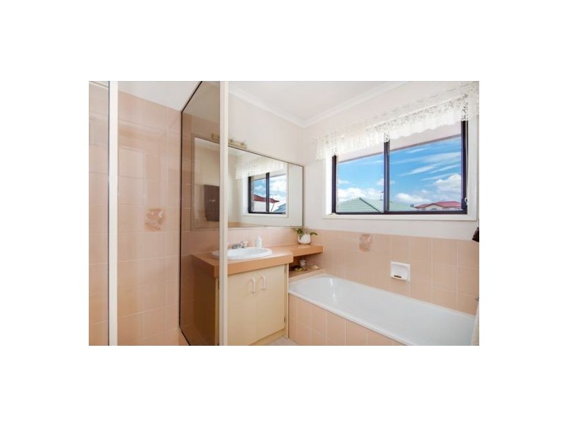 12 Harvey Place, Wishart QLD 4122