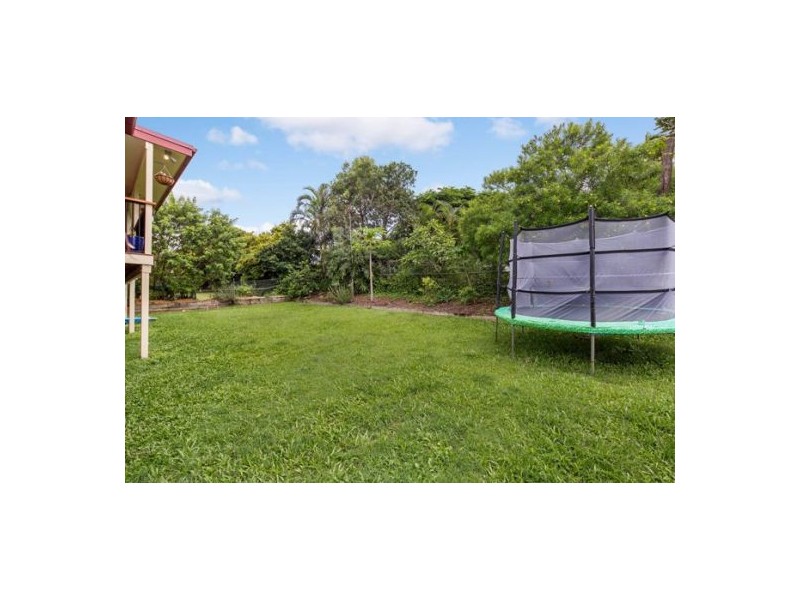 6 Togar Street, Mansfield QLD 4122