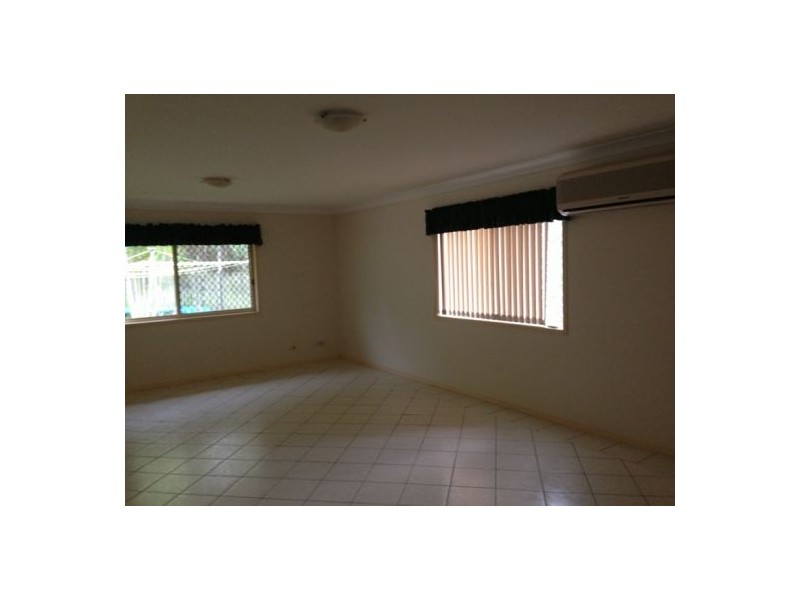 96 Michelangelo Crescent, Mackenzie QLD 4156