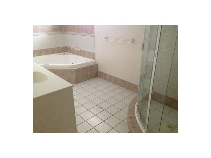 96 Michelangelo Crescent, Mackenzie QLD 4156