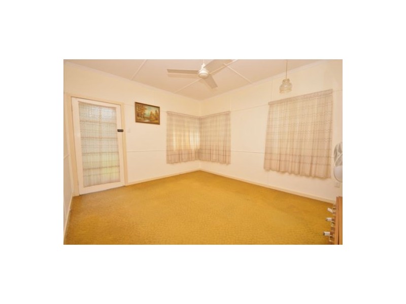 85 Creek Road, Mount Gravatt East QLD 4122