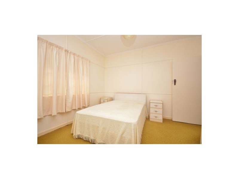 85 Creek Road, Mount Gravatt East QLD 4122