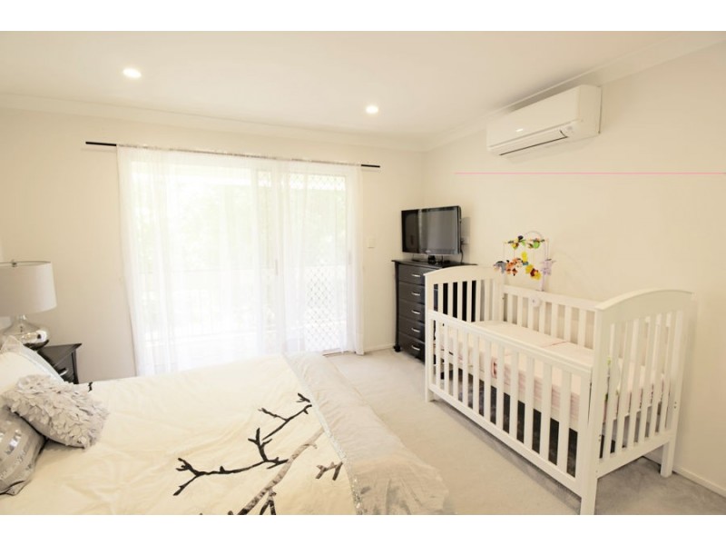 27/28 Stackpole Street, Wishart QLD 4122