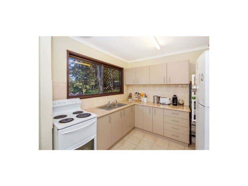 56 Nursery Road, Holland Park West QLD 4121