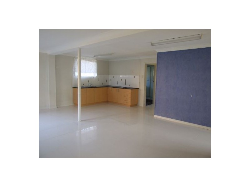 217 Mt Gravatt-capalaba Road, Wishart QLD 4122