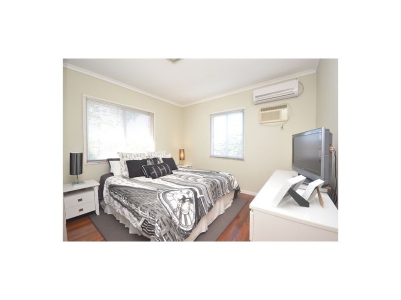 91 Newnham Road, Mount Gravatt East QLD 4122