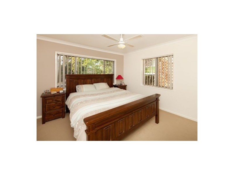 88 Mingera Street, Mansfield QLD 4122