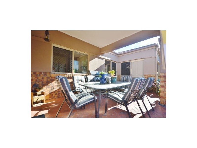 57 Eastwood Drive, Mansfield QLD 4122