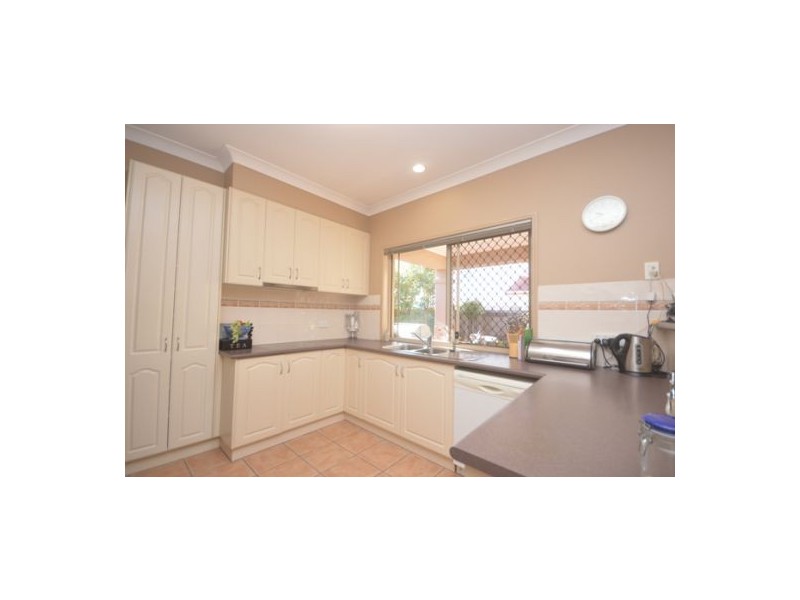 57 Eastwood Drive, Mansfield QLD 4122