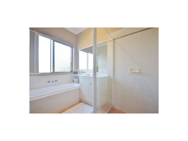 57 Eastwood Drive, Mansfield QLD 4122