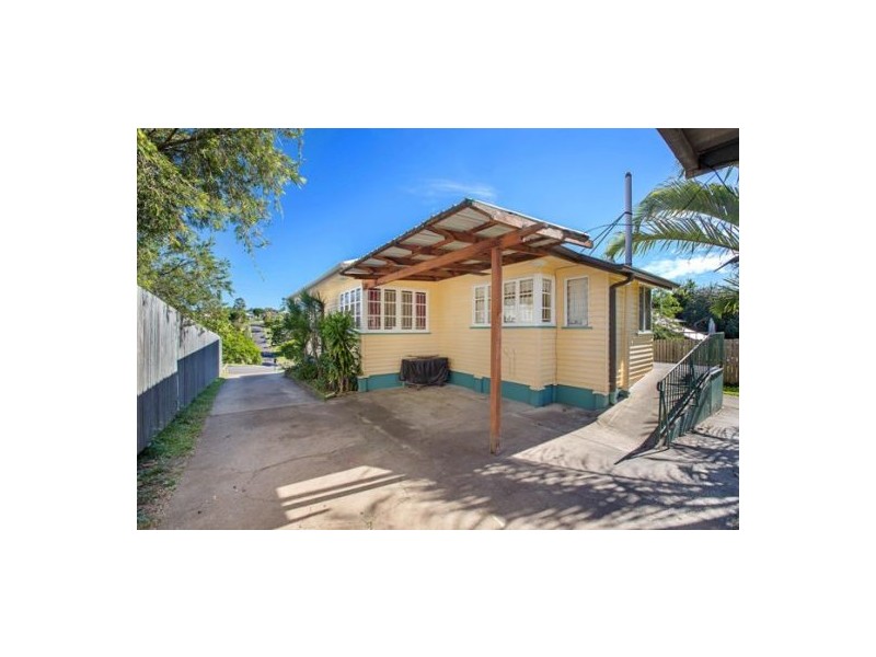 17 Floral St, Mount Gravatt East QLD 4122