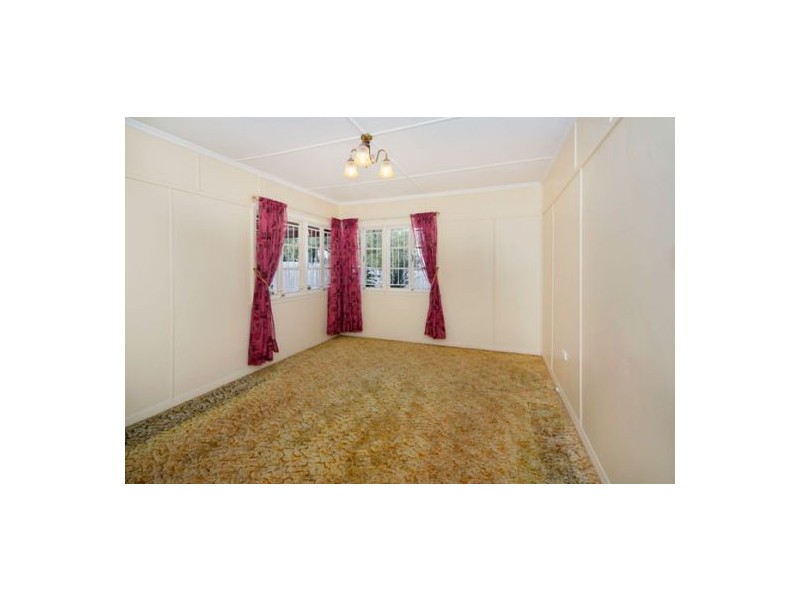 17 Floral St, Mount Gravatt East QLD 4122