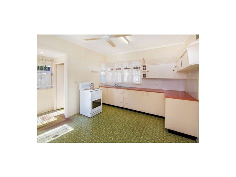 17 Floral St, Mount Gravatt East QLD 4122